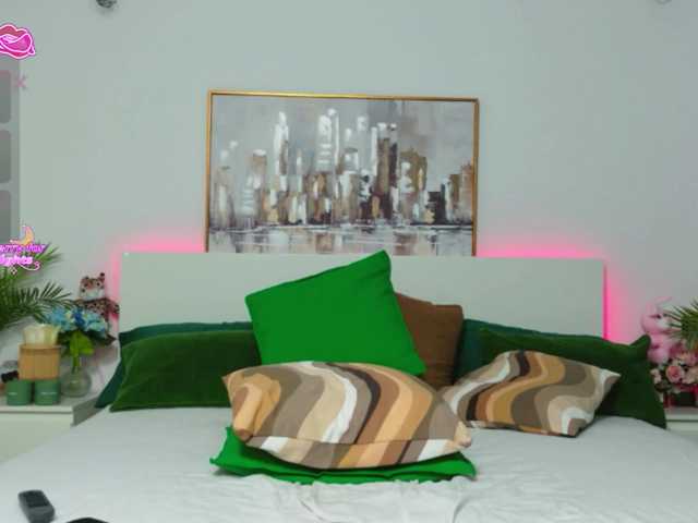 zoey-marie's BongaCams show and profile