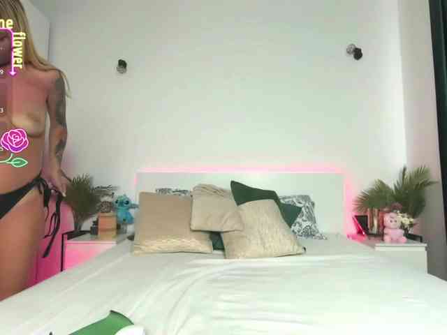 zoey-marie Live Webcam on BongaCams