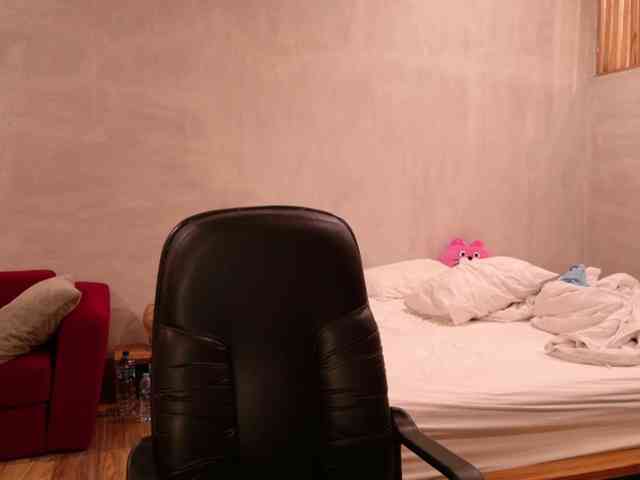 jerry-wow Live Webcam on BongaCams