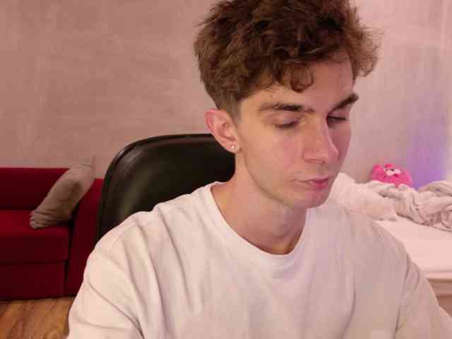 jerry-wow Live Webcam on BongaCams