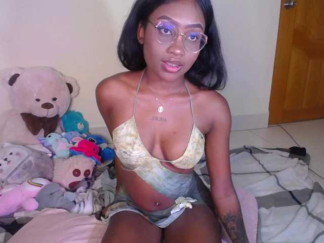 gabyebonyof's BongaCams show and profile