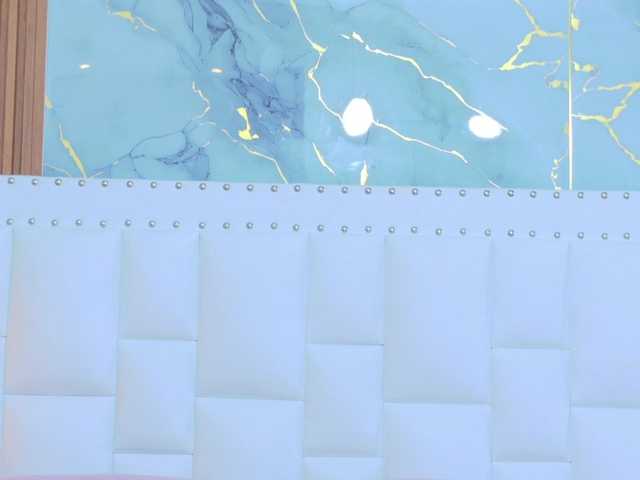 Kinky-Madisson's BongaCams show and profile