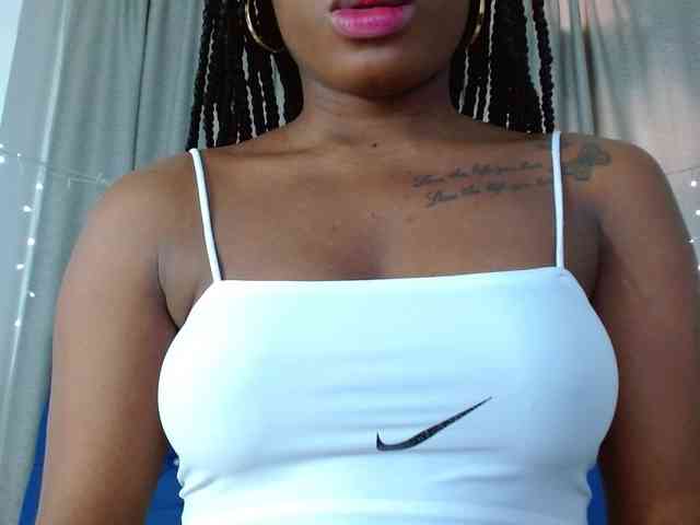 Beautyyebonyy webcam