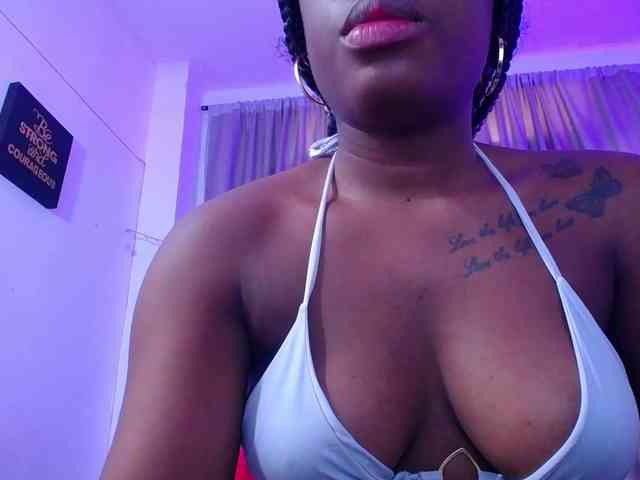 Beautyyebonyy webcam