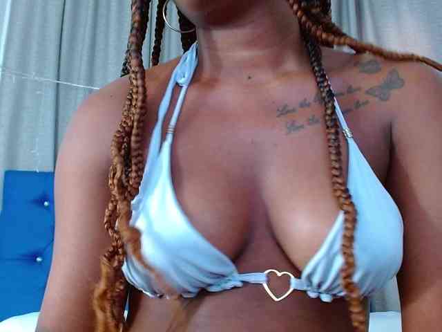 Beautyyebonyy webcam