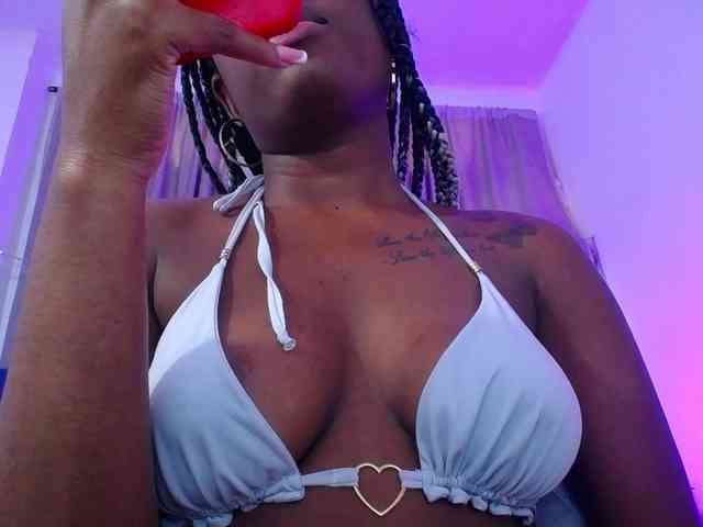 Beautyyebonyy webcam