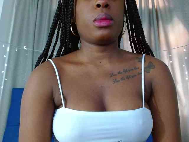Beautyyebonyy webcam