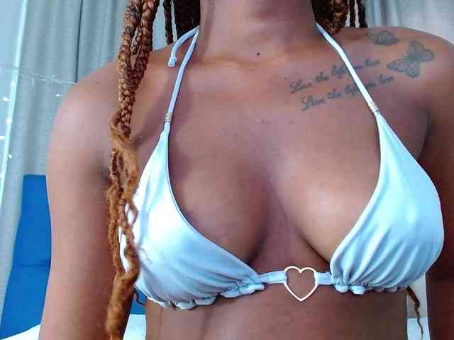 Beautyyebonyy webcam