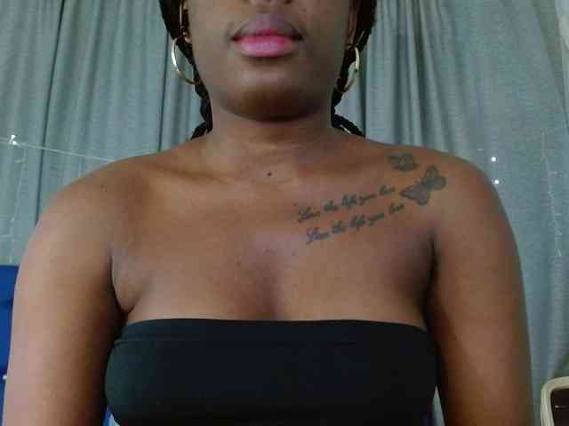 Beautyyebonyy webcam