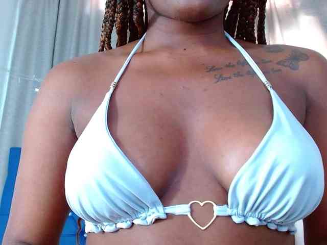 Beautyyebonyy webcam