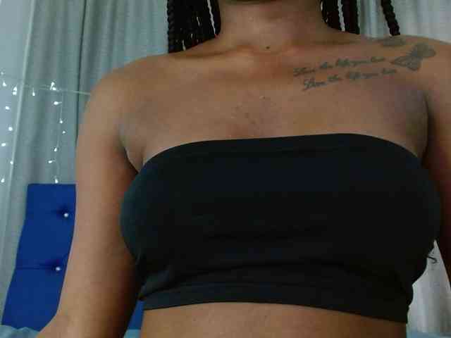 Beautyyebonyy webcam