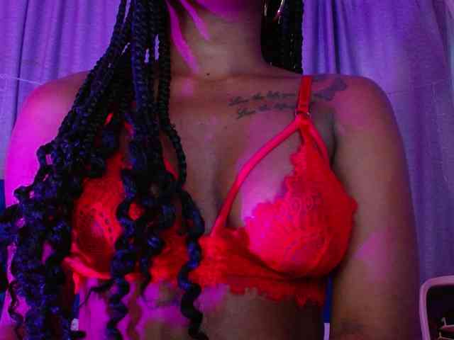 Beautyyebonyy webcam