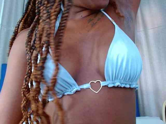Beautyyebonyy webcam