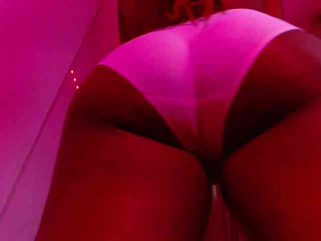 Beautyyebonyy webcam