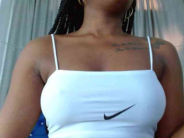 Beautyyebonyy webcam