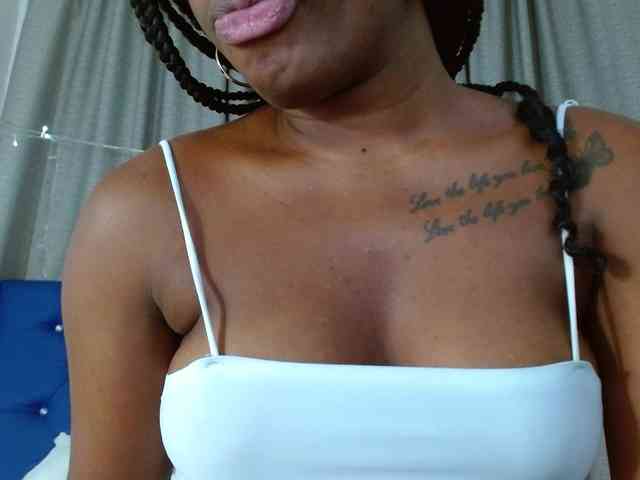 Beautyyebonyy webcam