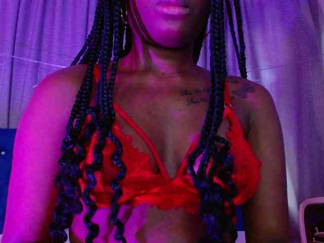 Beautyyebonyy webcam