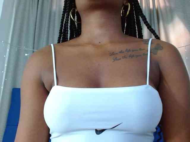 Beautyyebonyy webcam