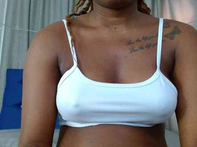 Beautyyebonyy webcam