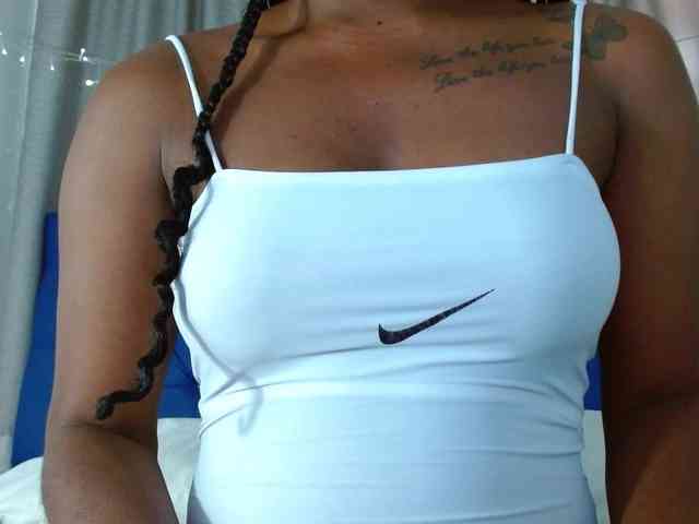Beautyyebonyy webcam