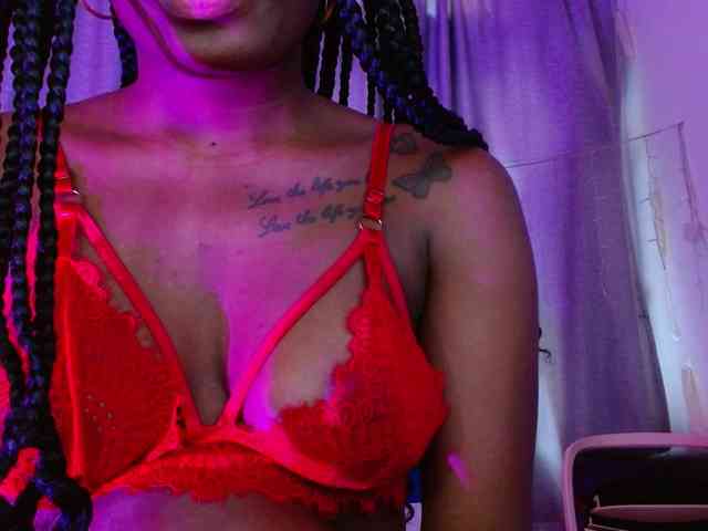 Beautyyebonyy webcam