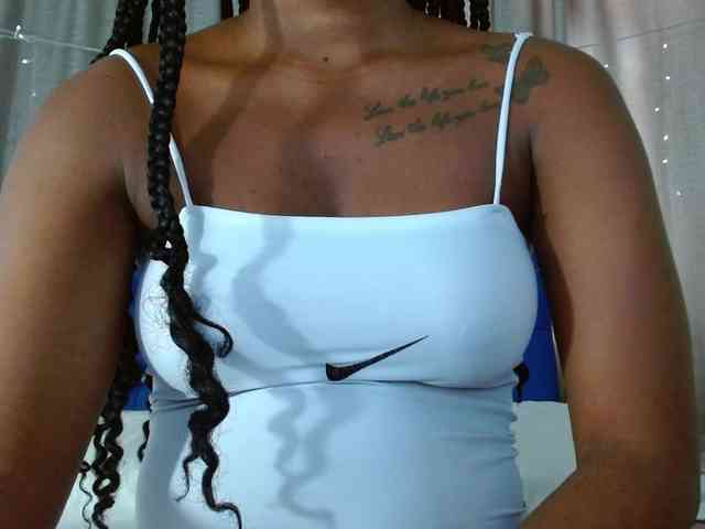 Beautyyebonyy webcam