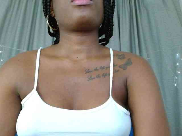 Beautyyebonyy webcam