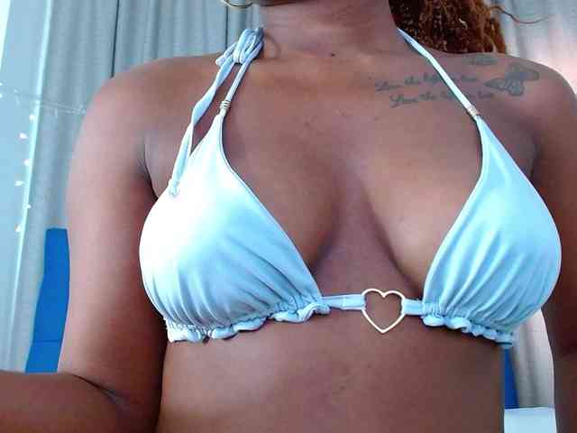 Beautyyebonyy webcam