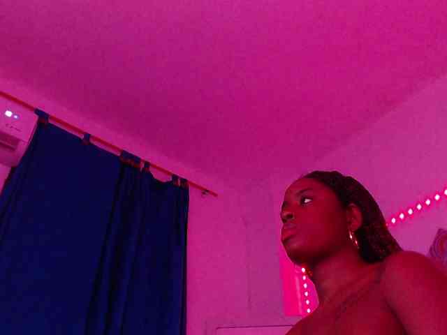 Beautyyebonyy webcam