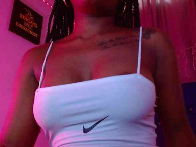 Beautyyebonyy webcam