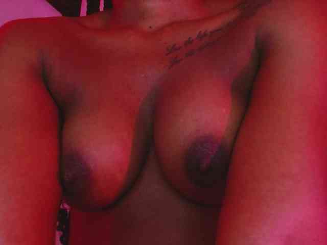 Beautyyebonyy webcam