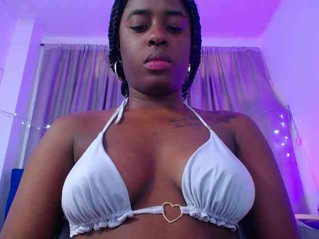 Beautyyebonyy webcam