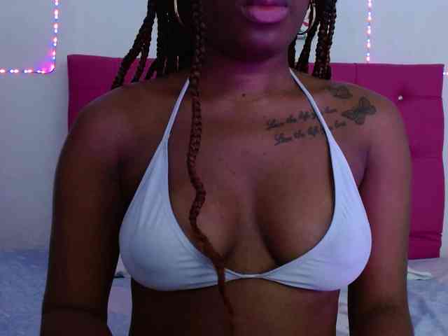 Beautyyebonyy webcam