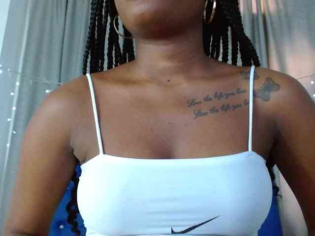 Beautyyebonyy webcam