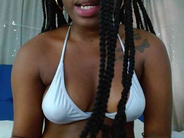 Beautyyebonyy webcam