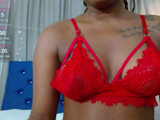 Beautyyebonyy webcam
