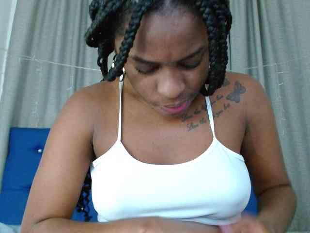 Beautyyebonyy webcam