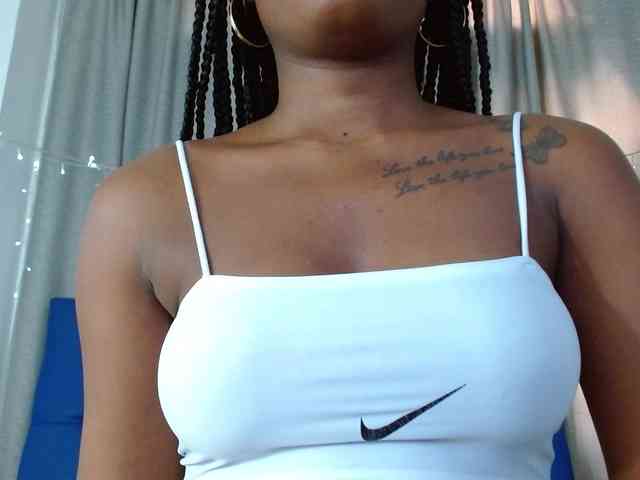 Beautyyebonyy webcam
