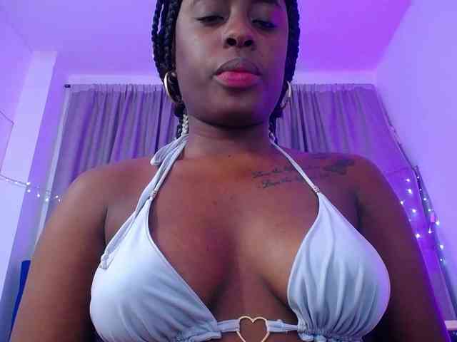 Beautyyebonyy webcam