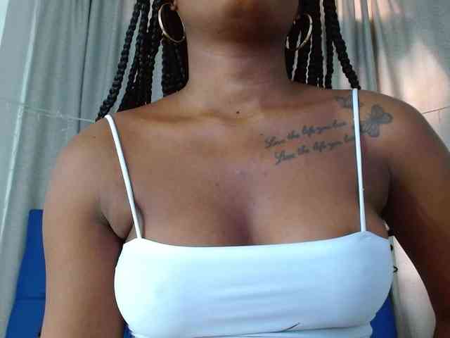Beautyyebonyy webcam