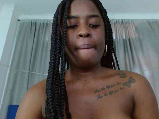 Beautyyebonyy webcam