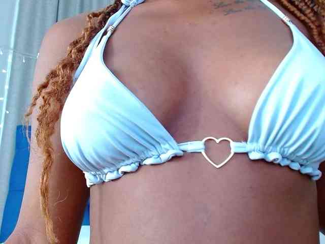 Beautyyebonyy webcam