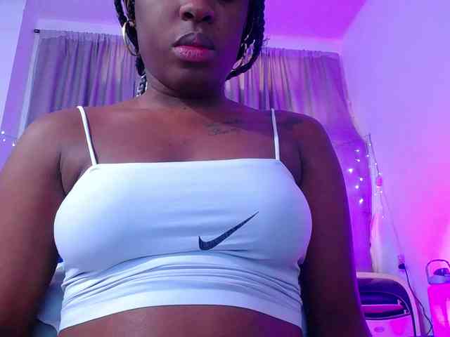 Beautyyebonyy webcam