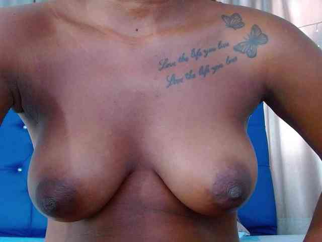 Beautyyebonyy webcam