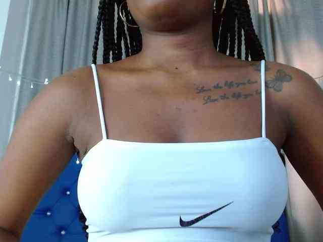 Beautyyebonyy webcam