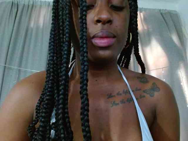 Beautyyebonyy webcam