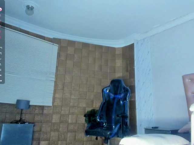 Lissalittlee's BongaCams show and profile