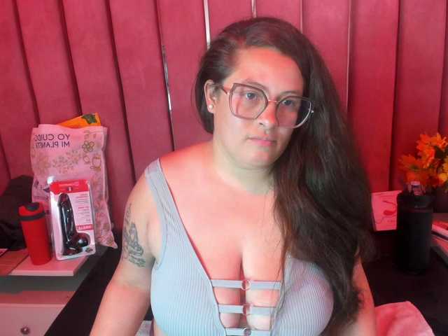 SaraThonson webcam bongacams model stream image