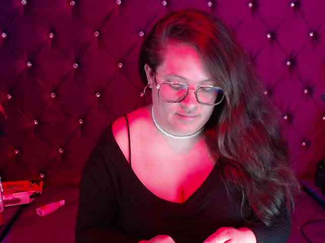SaraThonson webcam