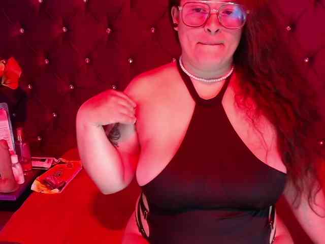 SaraThonson webcam